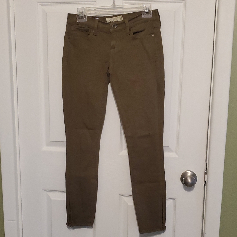 Lucky Brand Women's Brown Skinny Jeans with zippered ankles